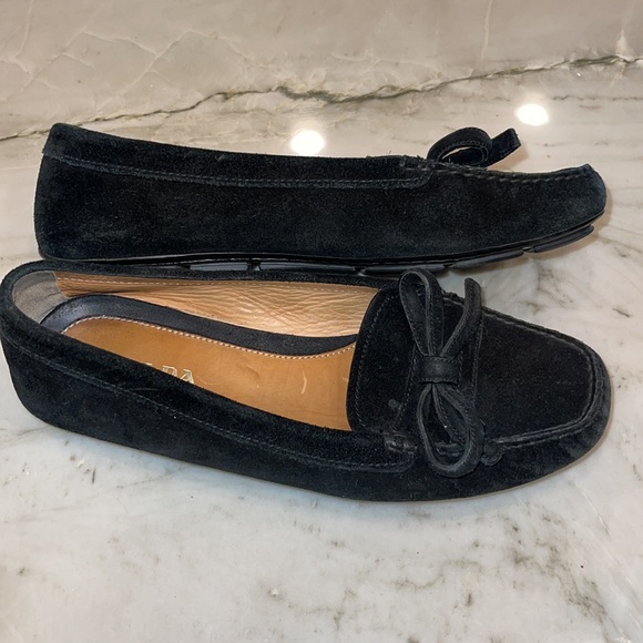 PRADA suede bow driver loafer - Picture 5 of 9